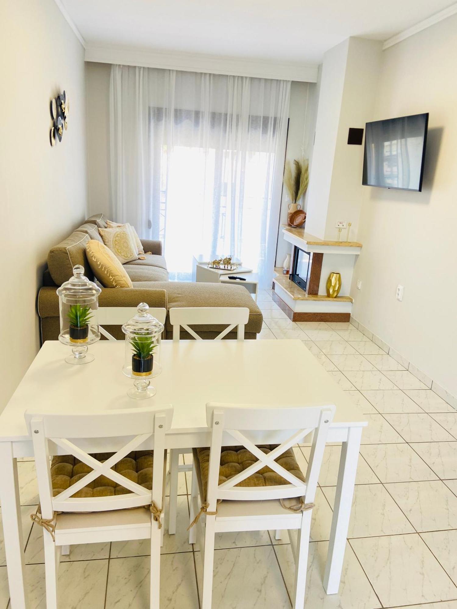 Peramore Apartment Néa Péramos Exteriör bild